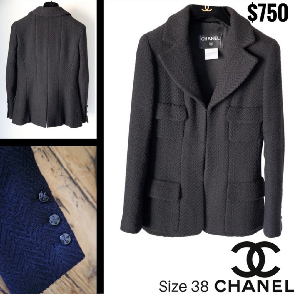 CHANEL Blazer